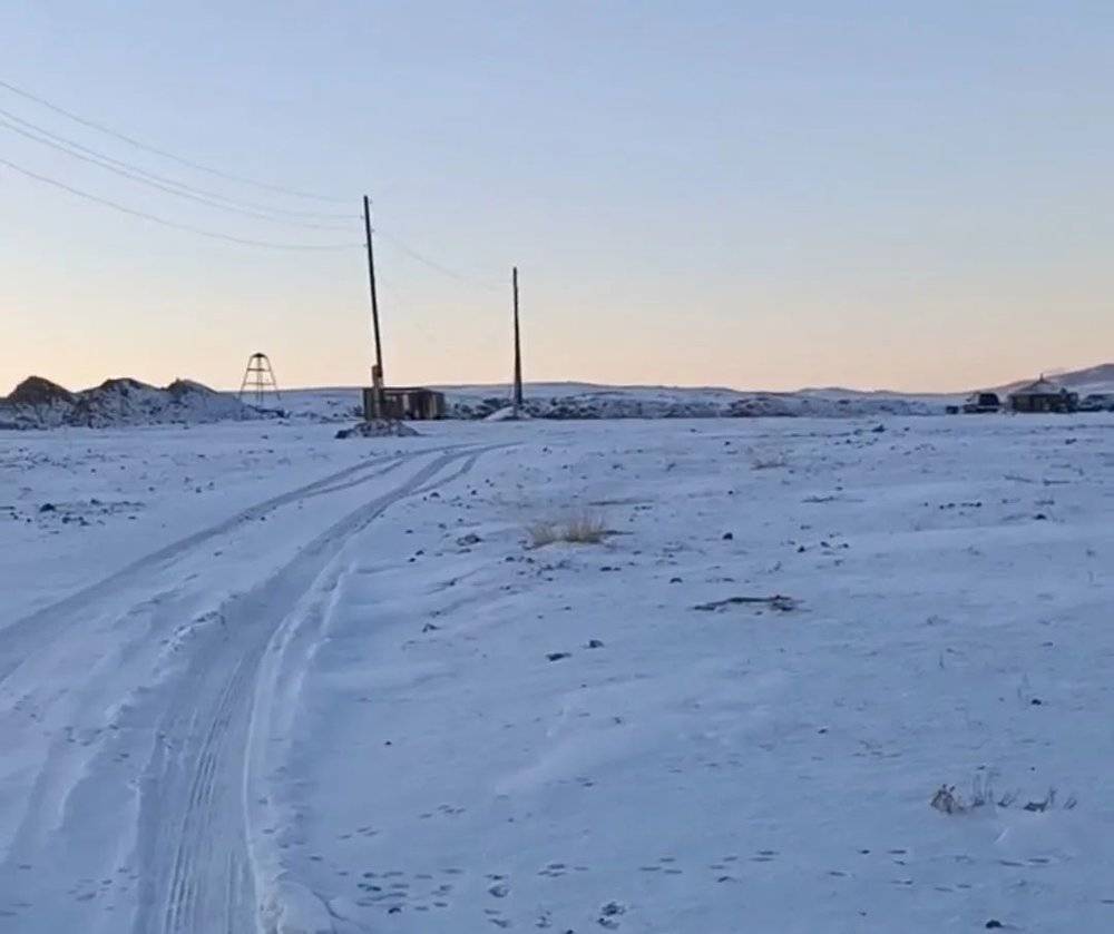 图?| 蒙古高原，矿区掩盖不住的空旷
