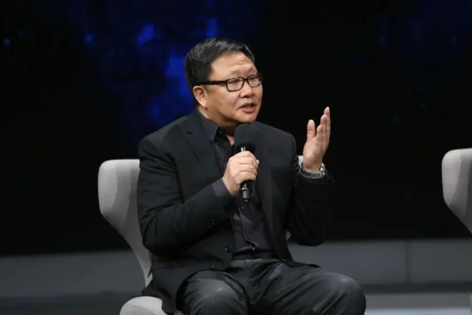 (資深媒體人 吳伯凡)