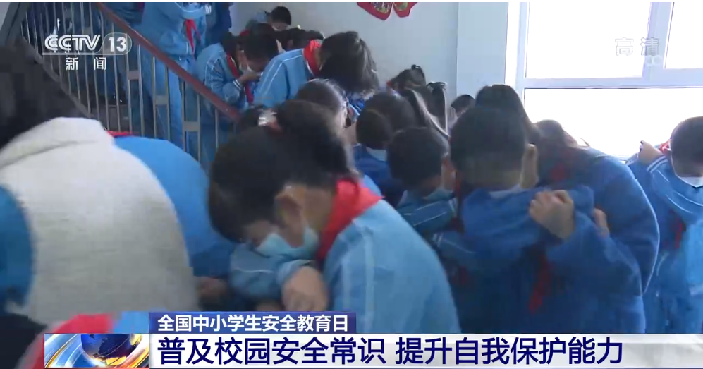 安全教育视频小学生防绑架 262c-1f4164407c67cea40c797e62ff218f1f.png