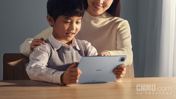 vivo Pad正式官宣!vivo首款旗舰平板4月11日登场