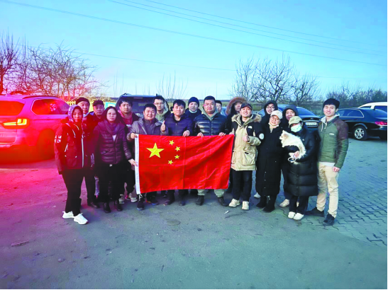 2月28日，第一批中国留学生在使领馆的组织下从基辅向西撤离。
