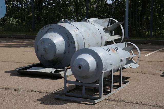 2小时最后通牒已到,亚速营拒绝投降,俄巨型航弹密集轰炸钢铁厂休闲区蓝鸢梦想 - Www.slyday.coM 2小时最后通牒已到,亚速营拒绝投降,俄巨型航弹密集轰炸钢铁厂休闲区蓝鸢梦想 - Www.slyday.coM