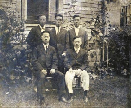 1915年10月25日，中国科学社第一届董事会摄影。