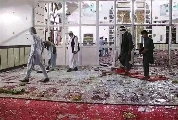 △4月21日阿富汗北部巴尔赫省首府马扎里沙里夫一座清真寺遭炸弹袭击