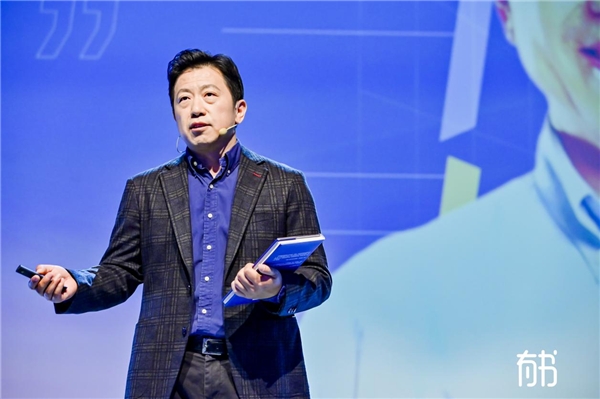 南开大学现代管理研究所所长吕峰
