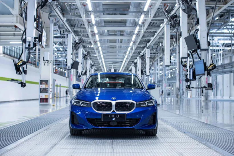 售价 34.99 万元，宝马首款纯电中型运动轿车 BMW i3 