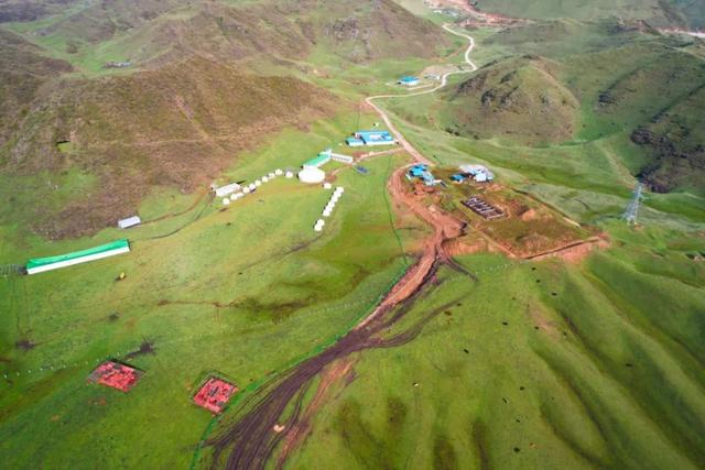 摄影/秦笃 文/石晨