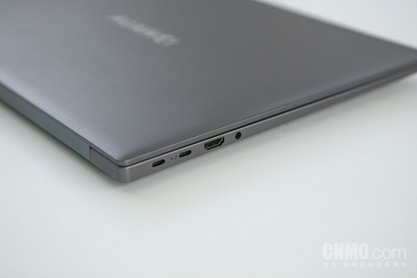 华为MateBook 16s测评:好屏性能
齐备 让你
专一于创作