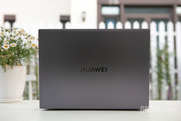 华为MateBook 16s测评:好屏性能
齐备 让你
专一于创作