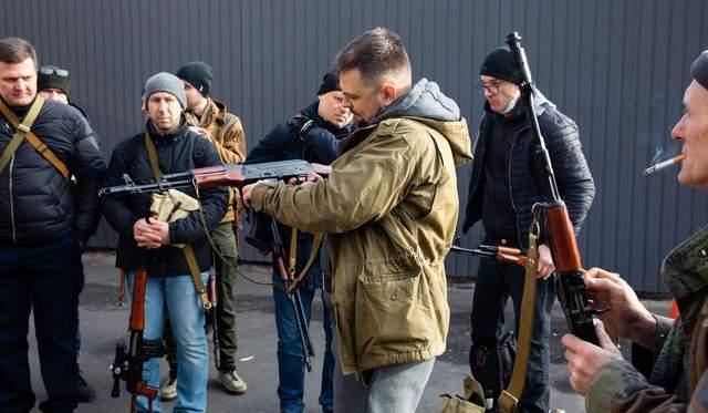 乌克兰也要“人人持枪他才不乱”？法律人士担忧
