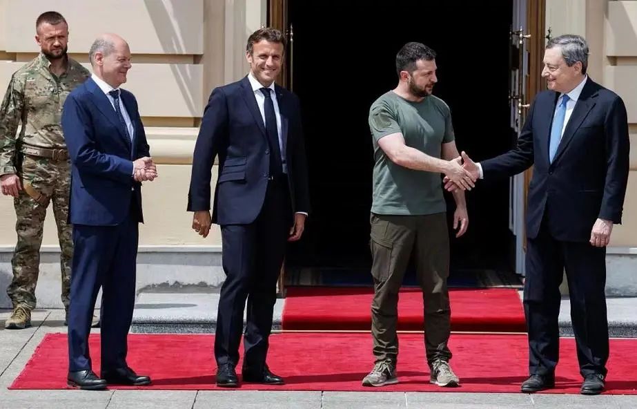 △央视财经《经济信息联播》栏目视频