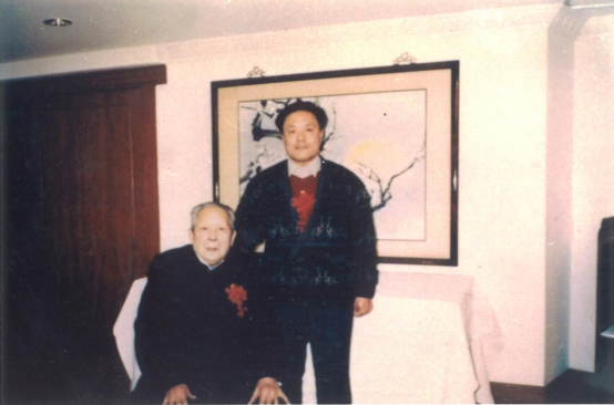 左:吕炳奎;右:张清华
