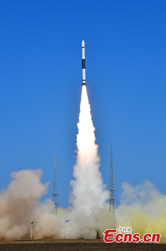 <p>A Kuaizhou-1A carrier rocket carrying the Tianxing-1 test satellite blasts off from the Jiuquan Satellite Launch Center in northwest China, June 22, 2022.  (Photo: China News Service/Wang Jiangbo)</p>
