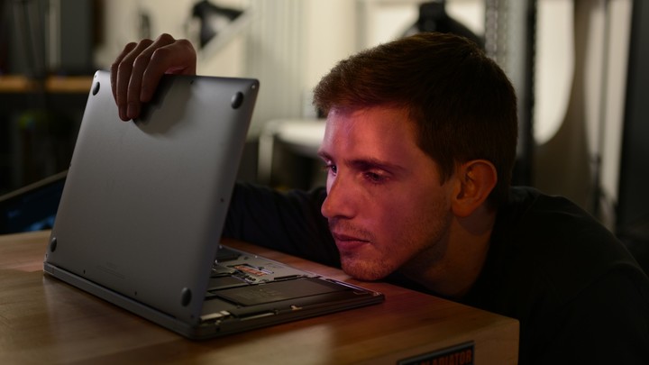 ▲Amazing 图片来自:ifixit