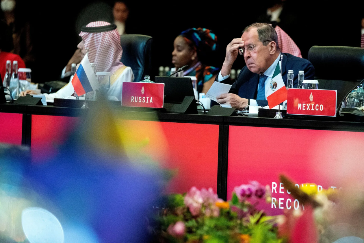 俄罗斯外长拉夫罗夫出席在印度尼西亚巴厘岛举行的G20外长会 图自外媒