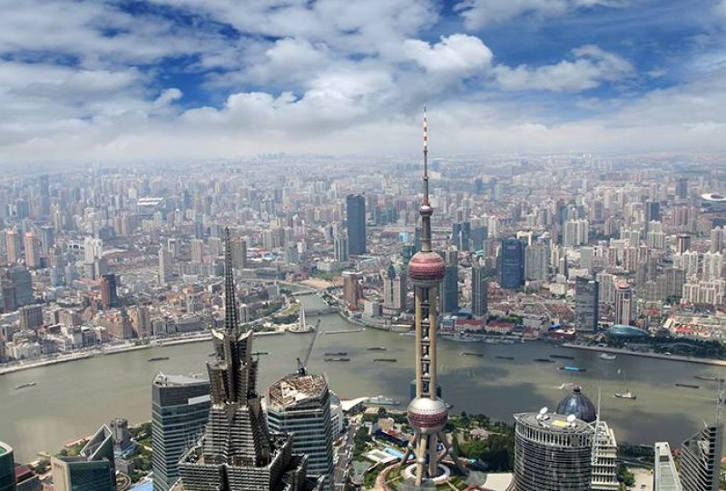 疫情后上海豪宅报复性回暖，二季度成交同比大增154%，商业地产奢侈品牌率先复苏