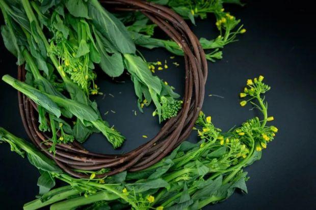 绿叶蔬菜的功效和作用 4d1e-ebebf0eaabb25d3ddfe6941b1d157510.jpg