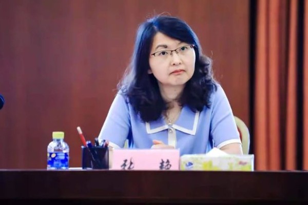图:青岛市大数据发展管理局副局长张艳