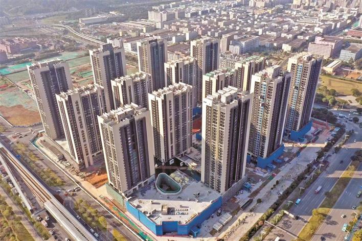 光明区是深圳市乃至全国绿色建筑认证数量最多、规模最大、示范类型最全面的区域之一。图为位于光明区的长圳公共住房项目。