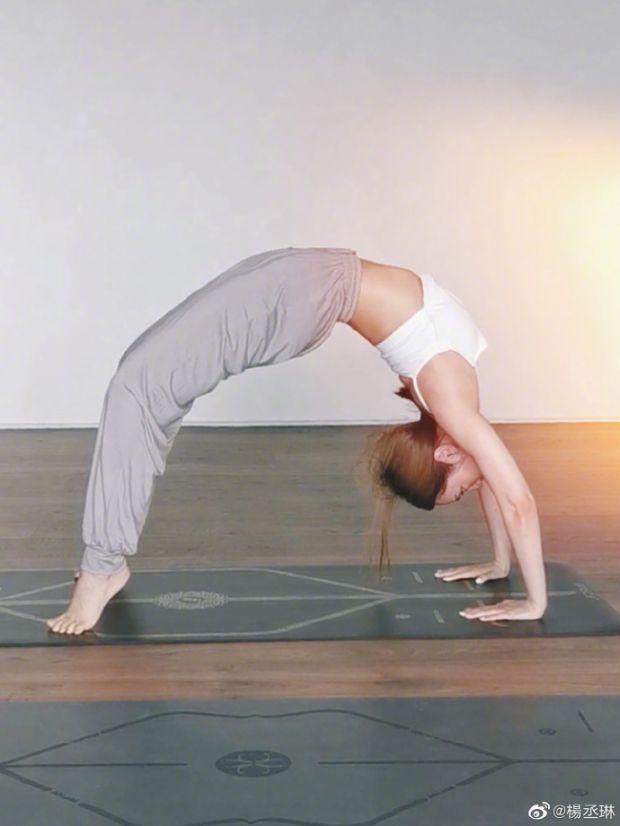 健身自拍怎么拍 8283-a86db92f68698943bc5822241d837ae2.jpg