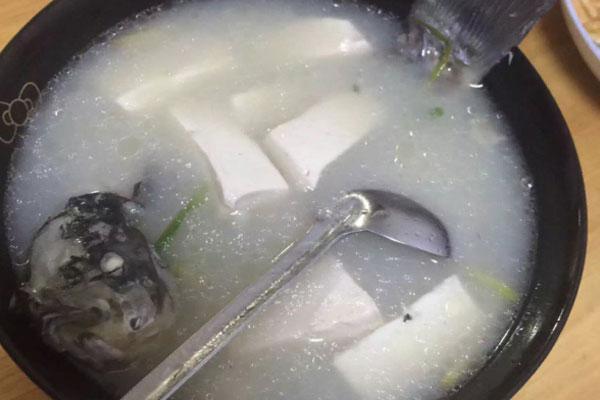 鱼肚子里的黑膜是什么能吃吗 000a-6f3059700afe707fdc32cb3f088cedd1.jpg