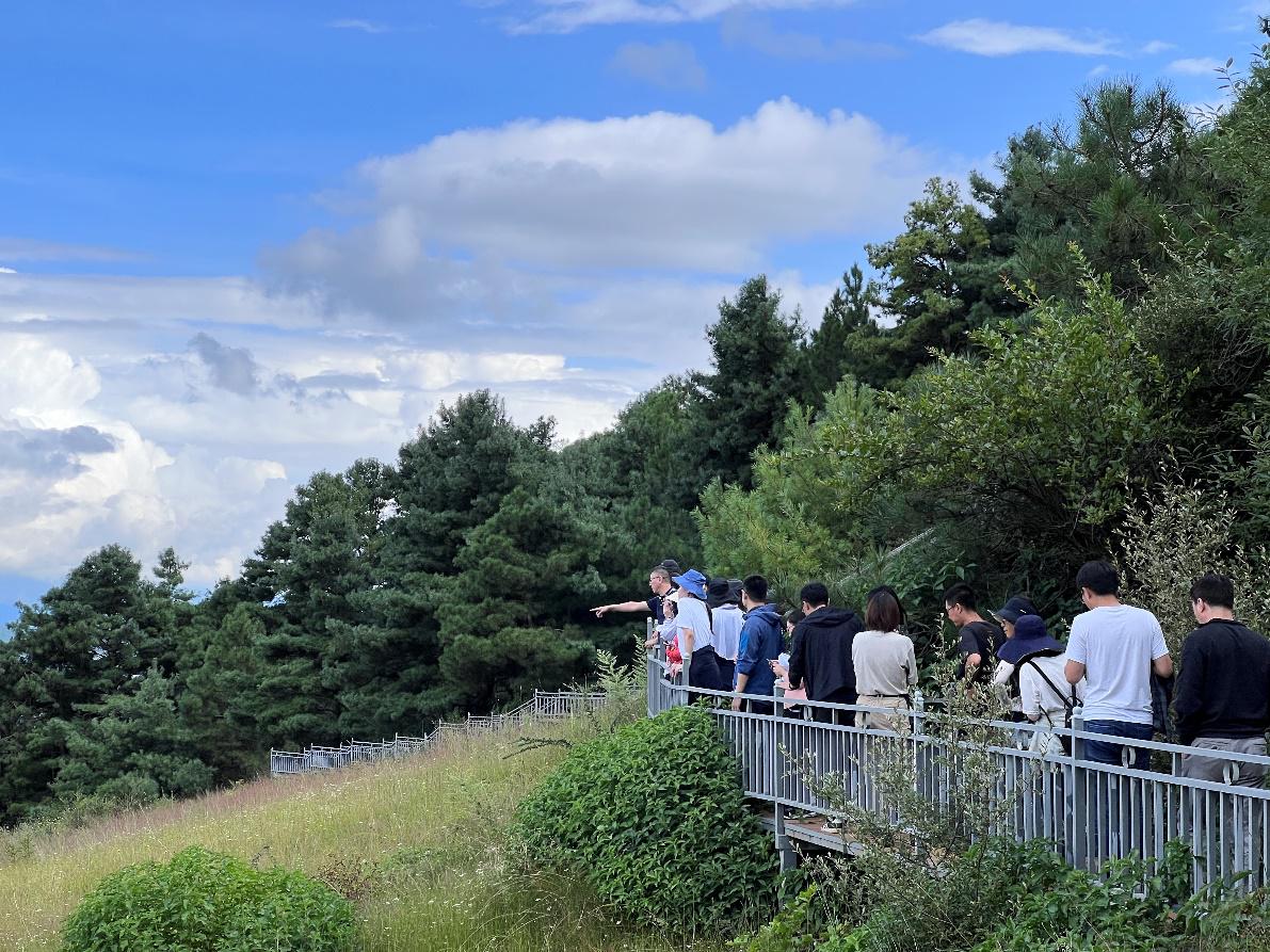 【考察丽江高山植物园植物医生示范点】