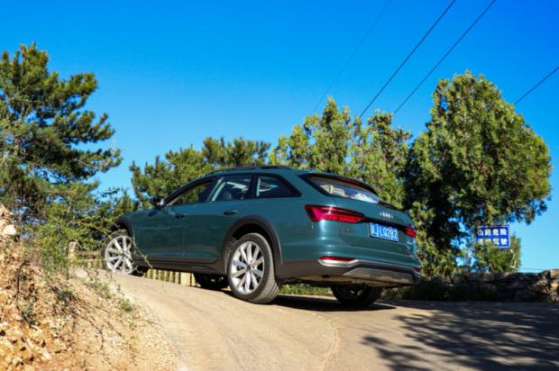 行走旅行车 b35e-e26ef55b3d51b24fcc7733c703a23def.jpg