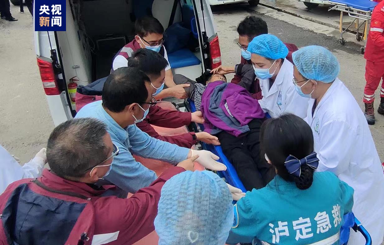 亚慱体育APP在线下载出人意料!大规模交换 亚慱体育APP在线下载出人意料!大规模交换