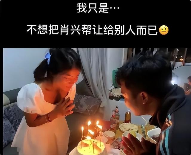 女研究生为理发师休学生子引热议,女方的选择是“恋爱脑”吗?休闲区蓝鸢梦想 - Www.slyday.coM 女研究生为理发师休学生子引热议,女方的选择是“恋爱脑”吗?休闲区蓝鸢梦想 - Www.slyday.coM