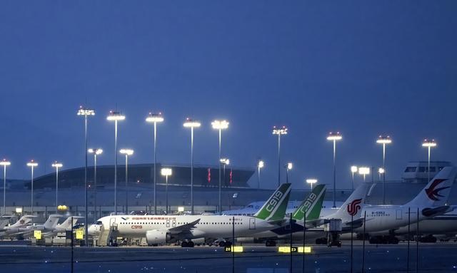 爱游戏官网C919大型客机获颁型号合格证,五大焦点解读 爱游戏官网C919大型客机获颁型号合格证,五大焦点解读