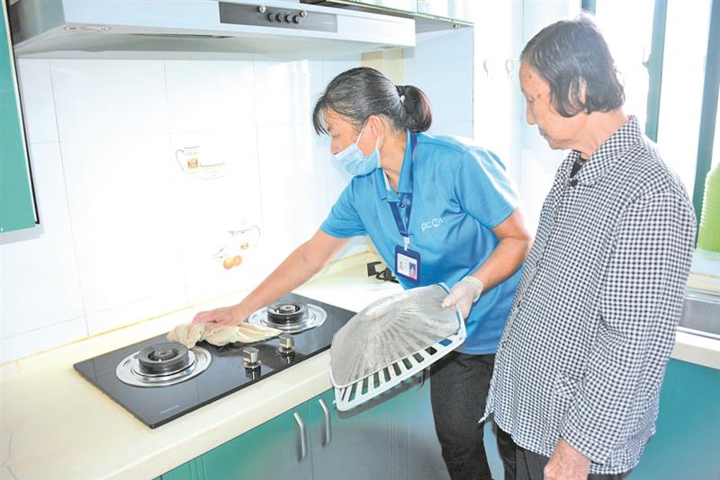 锡山首个养老综合体投用东北塘实现“智慧养老”应用全覆盖(图1)