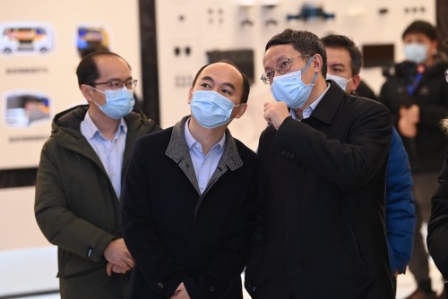 (院士与蘑菇车联交流)