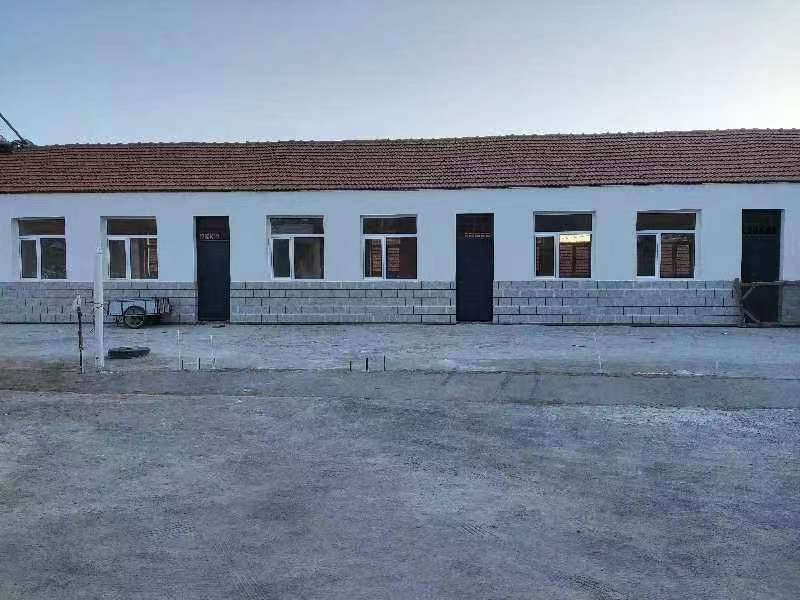 图为河北承德三河县岔沟乡白庙子校点施工现场