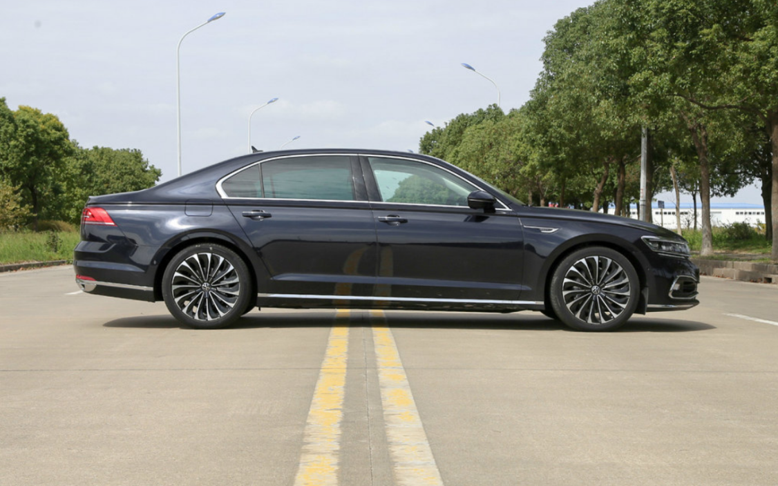 C级车推荐上汽大众辉昂,搭载自适应空气悬架,配置比肩BBA1 C级车推荐上汽大众辉昂,搭载自适应空气悬架,配置比肩BBA