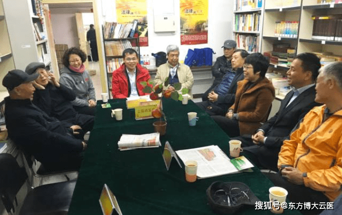 区政协委员吴德坤与法老队带头人杨庭椿