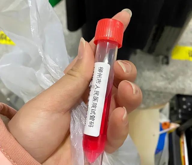 返柳州落地检,图源:顶端新闻(央视网)