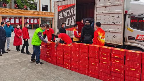 加多宝凉茶持续送达广州、清远、佛山、中山、珠海、江门等地防疫一线