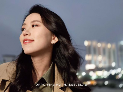 (OPPO Find N2实拍的人像样张)