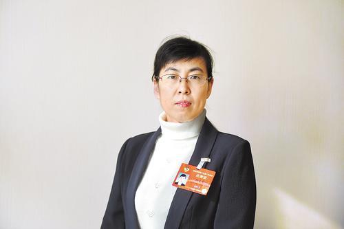 刘景秀委员。河北日报记者 赵永辉摄