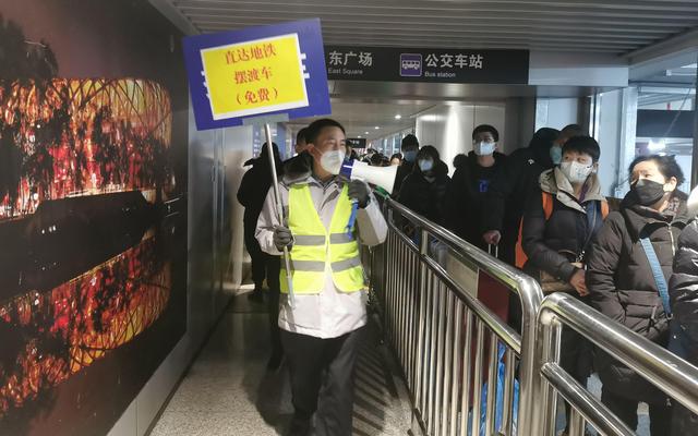 今日预计60万人抵京，多座火车站增设夜间免费摆渡车