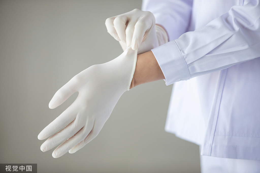 手套价格大幅下降，“手套茅”英科医疗去年净利润下滑超90%