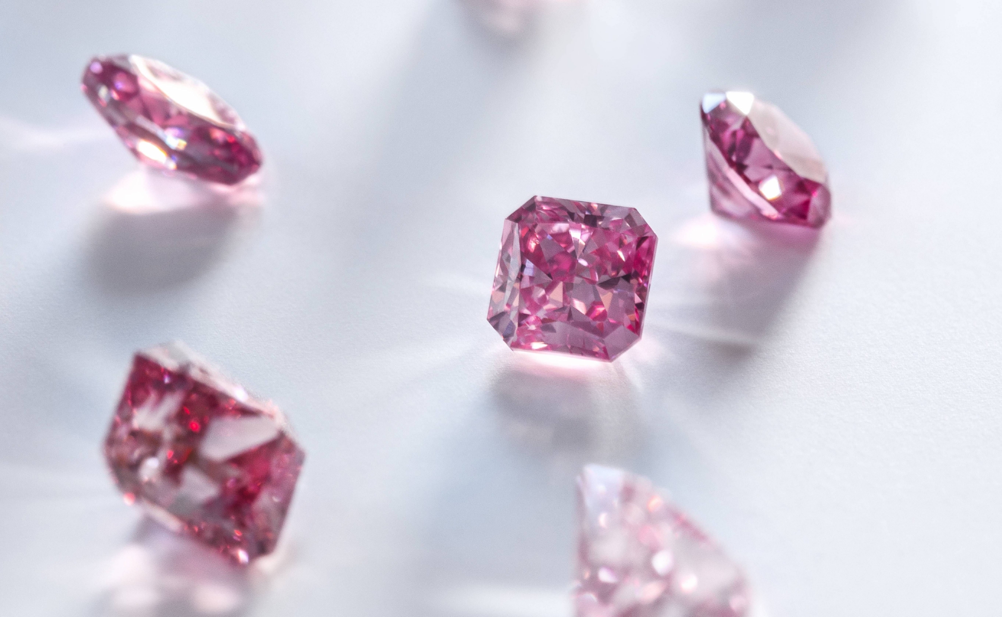 为什么“蒂芙尼购买35颗粉钻”能算得上珠宝界大事？
