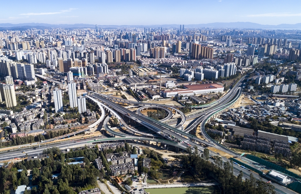图片来源:新华社