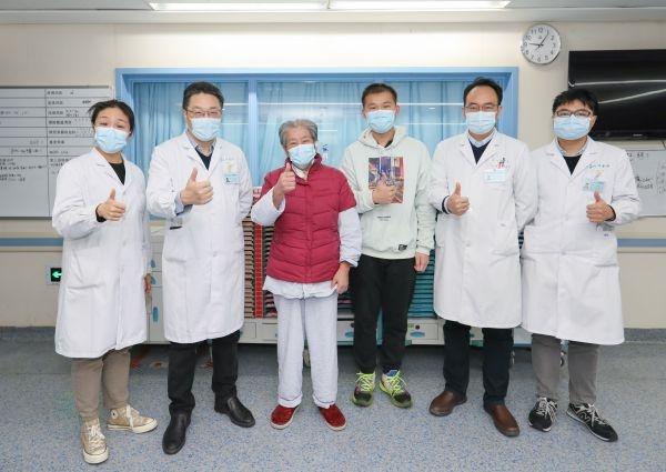 长江日报报道点燃救治希望，上海73岁奶奶在同济医院“心脏减肥”成功