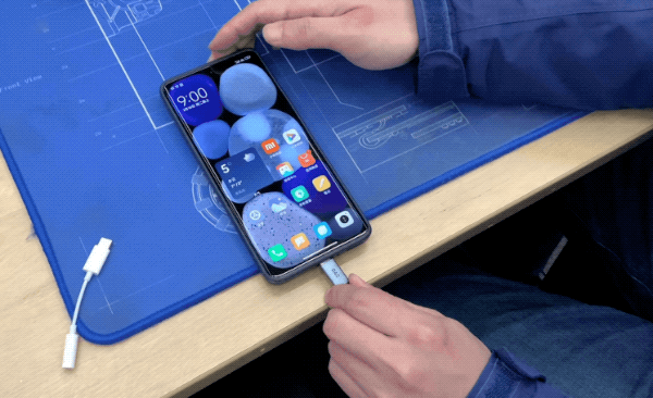 iPhone要换USB-C接口？苹果可能啥都没想变 一招制敌