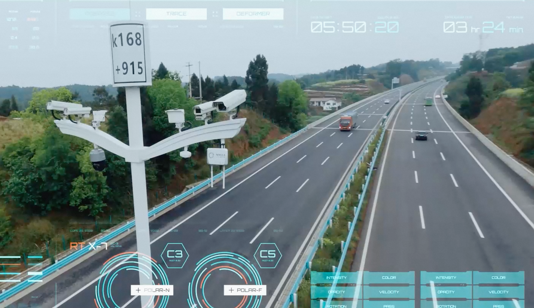 成宜高速公路上的“智慧杆”。蜀道集团 供图