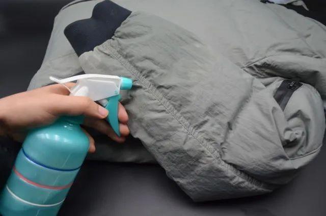 一篇讀懂(冬天羽絨服怎么快速弄干)冬天羽絨服怎么晾曬,(圖6) 一篇讀懂(冬天羽絨服怎么快速弄干)冬天羽絨服怎么晾曬,(圖6)