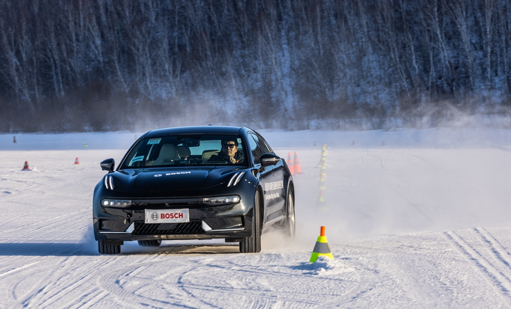 VDC 2.0 + 分轴扭矩分配;图片来源:博世