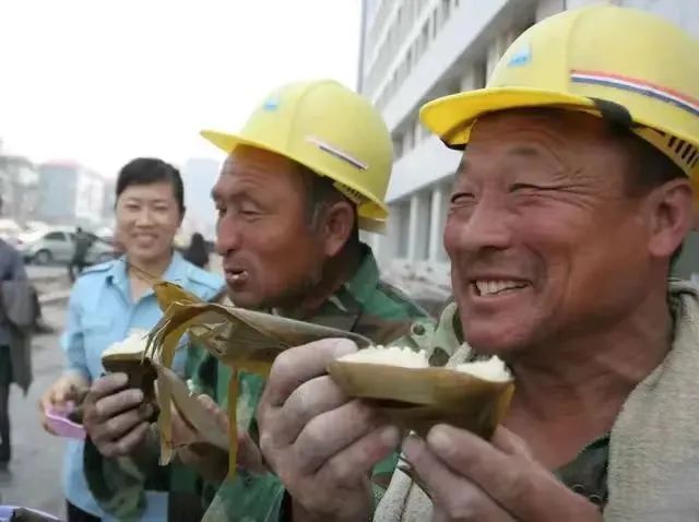 加强权益保障,解除“老有所为”后顾之忧 | 人民锐见
