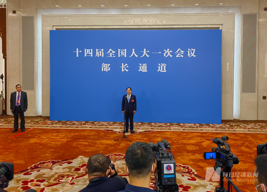 采访活动现场 图片来源:每经记者 李彪 摄